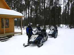 raid motoneige - Le sentier de neige